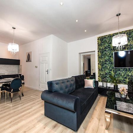 Moonlight Apartament Zielona Gora  Bagian luar foto