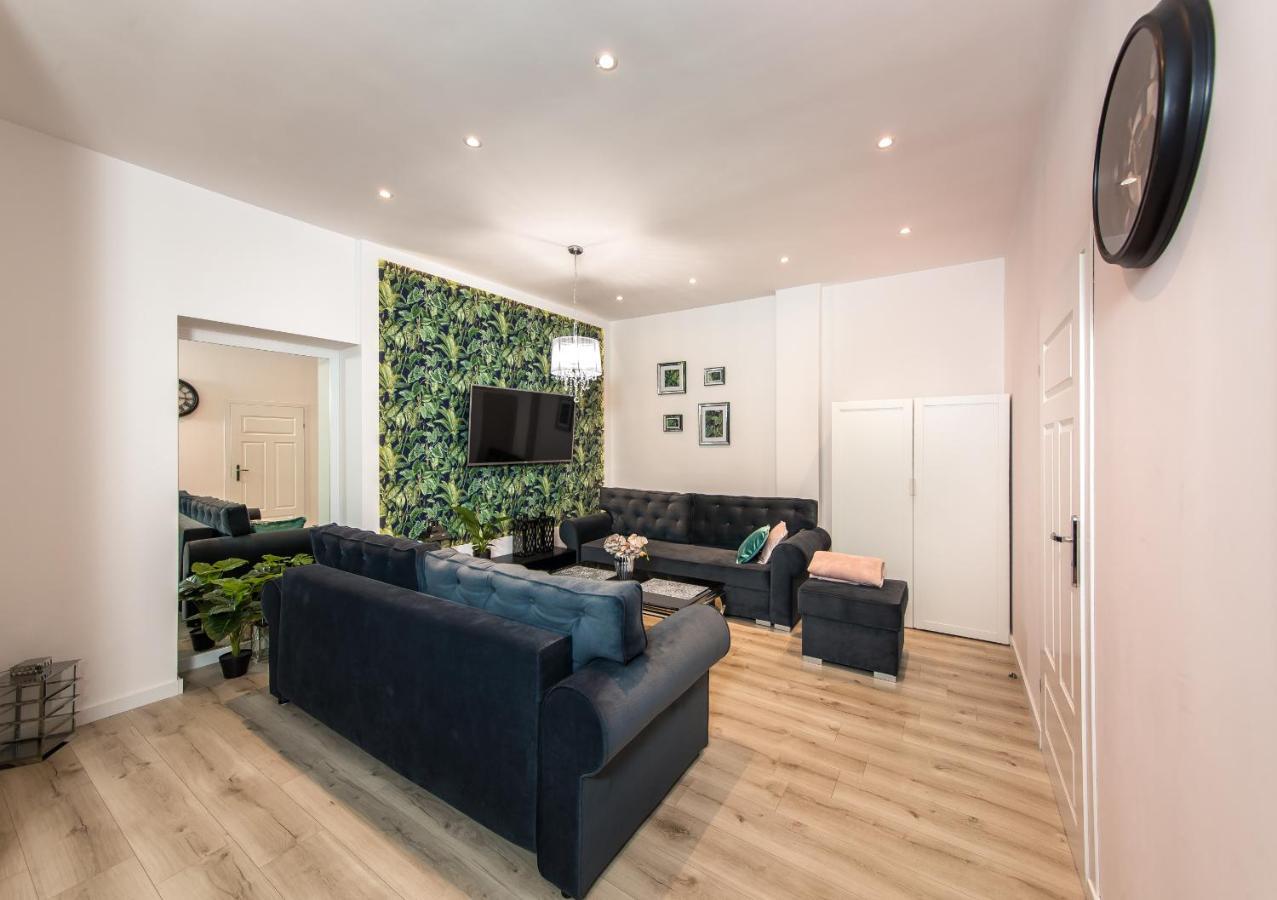Moonlight Apartament Zielona Gora  Bagian luar foto
